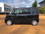 納車前にはプロのメカニックが点検、整備を行いますので安心してお乗り頂けます。