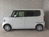 オプションになりますが、ボディーコーティングもご用意しております。新車の輝きに近づき、洗車などのお手入れも楽になりますよ。