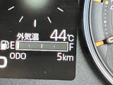 こちらは走行距離たったの10キロ以下!届出済未使用車となり、新車をご検討中の方にもオススメできる距離と状態です^^