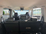 当店のお車をご覧いただきましてありがとうございます。お車についてのご質問やお見積りのご依頼、ご購入にあたってのご相談などお気軽にお問い合わせ下さい!