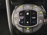 オートエアコンは温度を設定するだけで、自動で風量などを設定してくれます。運転しながら操作も必要ないので、安全性も向上します。