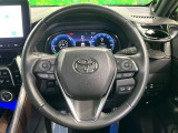【純正革巻きステアリング】上質な革を使用することで、手にしっかり馴染みとても運転しやすいハンドルです♪