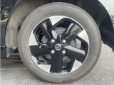 タイヤサイズは155/65R14