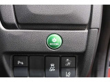 ECONボタンで低燃費モードに☆☆☆ECONスイッチを上手に使ってエコドライブ♪♪環境にもお財布にも優しい装備です☆☆☆