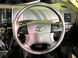 【純正革巻きステアリング】上質な革を使用することで、手にしっかり馴染みとても運転しやすいハンドルです♪
