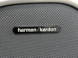 ●harman/kardonサウンドシステム:オーディオ専門メーカーが手掛けるプレミアムスピーカーを装備。多数のスピーカーから、音の粒立ちまで分かる高品質な音楽をお楽しみいただけます。