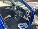 体にフィットする運転席で快適なドライブをサポート!全車消毒済みなので、安心してお乗りいただけます。