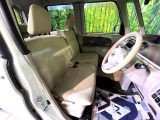 運転席シート廻りは使用感も少なく、良好な状態となっています。丁寧に使われていたことがよくわかりますね。