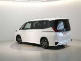 ご覧の車両以外にも多数のU-Carを展示販売しております。