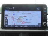 【 ホンダ純正ギャザズ・LXM-242ZFNi 】ホンダ純正の9インチメモリーナビが装備されています。
