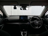 見通しのよいすっきりとした視界で、誰でも運転しやすいです。運転のしやすさは疲れにくさにも繋がりますよ♪