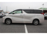 同業者様への販売はお断りさせていただきます。車検無し車両の場合は、車検を取得したお支払い総額で表示しております。