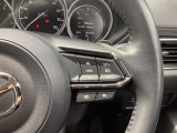 MRCC(マツダレーダークルーズコントロール)は先行車との車間を維持しながら追従走行を行い、長距離でのドライバー負担を軽減させてくれます。