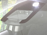 【プリクラッシュセーフティ】前方の車両等を検知し、衝突しそうな時は警報で注意を促し、ブレーキを踏む力をサポート。ブレーキを踏めなかった場合は衝突被害軽減ブレーキが作動、衝突回避をサポートします。