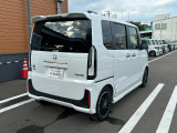 斜め後ろの画像です。是非現車をご確認ください!