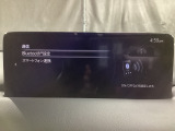 Apple Carplay・Android Auto対応!マツダ コネクト(コマンダーコントロール)でスマートフォンを操作して、通話、音楽を聴いたり、マップで目的地を調べることができます。