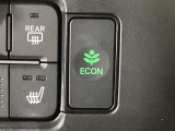 ★ECONスイッチ★ エコドライブを加速しよう!スイッチをONにすると、運転の仕方によるロスを抑え込み燃費をよくするようクルマが頑張ります(*^ー^*)燃費向上にチャレンジ♪