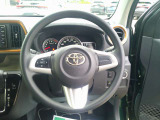 ハンドル廻りの画像です。
