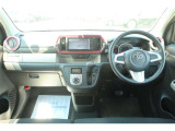 すっきりとした運転席回り☆