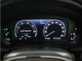 10.2インチデジタルグラフィックメーターで、速度表示やHonda SENSING作動表示などを、分かりやすく表示 見やすさを追求したメーターです。