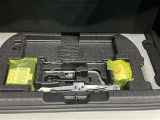 【パンク修理キット剤】こちらのお車にはパンク修理キット剤ついております♪