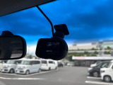 万が一の状況を映像と音声で記録する純正ドライブレコーダー搭載!!