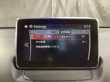 低速走行時に前方の障害物を検知して、衝突被害を軽減してくれるスマート・シティ・ブレーキ・サポートを装備!アクセルとブレーキの踏み間違えなどの急加速を抑制してくれる心強い装備です。