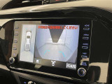 【フロントカメラ】運転席に座った状態で死角になりやすいクルマの前の様子まで確認でき安全ですね♪
