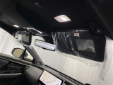 運転席・助手席にはバニティミラー付き♪身だしなみチェックできますよ(^^♪デジタルインナーミラーも搭載されています!