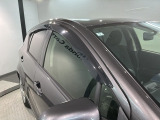 当社の車両には『安心して車選びをしていただくために』お支払い総額を表示しております。税金、自賠責保険料、登録費用、リサイクル料金が含まれており、県内登録及び届出で店頭納車の場合になります。