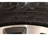 235/50R18    車両装着タイヤサイズです。 タイヤのご相談もトヨタモビリティ石川にお任せください
