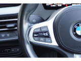 ACCは、レーダーやカメラが前走車や車線を検知し前方車両との車間距離を維持しながら自動で加減速を行い、低速走行時には車両停止までの制御を行ないます。