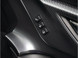 運転席のシートポジションメモリー機能は、登録済みの運転者と交代しても、シートポジションの変更の手間がかかりません。