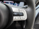 Hondaセンシングの機能のひとつ、アダプティブクルーズコントロール付!アクセルから足を離しても設定したスピードと前車との車間を保ち走行してくれます!車線維持もアシスト☆高速道路で疲労軽減ですね☆