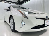 フォグランプ装着車です。暗い夜道の車両前方を明るく照らします