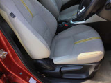 運転席廻りの画像です。操作性と安全面に考慮したつくりとなっています。
