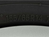 タイヤサイズは【155/65R14】