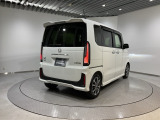 自動車保険・JAFも取り扱っております。また、お客様のご希望で保証延長(有償・一部の車種では取り扱いできません)もご準備しております。