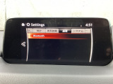 Bluetoothに接続することで、スマートフォンに入っている音楽アプリを車内で楽しめたり、通話が出来ます♪