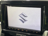 【大画面ナビ】人気の大型8インチナビを装備。存在感のある大画面はインパクト大!ナビ利用時のマップ表示は見やすく、テレビやDVDは臨場感がアップ!いつものドライブがグッと楽しくなります♪