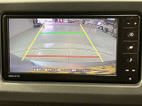 バックガイドモニターで、後方を確認しながら安心して駐車することができます。運転初心者も熟練者も必須の機能ですよ!