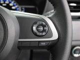 高速走行時や渋滞時などの加減速をサポートする、全車速追従機能付ACC(アダプティブクルーズコントロール/停止保持機能あり)が採用されています。