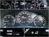 メーター内には、外気温・平均車速・平均燃費・瞬間燃費・走行可能距離のECO情報が表示できる機能があります!