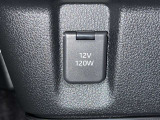シガーソケット用の充電器が使用可能です!