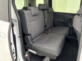 運転席や助手席だけでなく、カーテンエアバッグも装備しています。側方からの衝撃からもしっかりお客様を守ってくれます。
