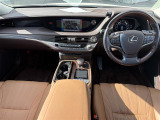 LS 500 バージョンL 4WD 本革シート