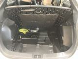 【ラゲッジルーム】実用性に優れた二段式ラゲッジル-ムでお荷物を別々に収納が可能♪♪