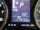 たとえばダイハツのお店にある、たくさんのスマアシ搭載車は、正常に作動する事をしっかり確認します。