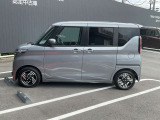 納車前には当社整備工場にて、日産整備士が、車検整備を実施。安心してお乗り頂けますようお渡しさせていただきます。
