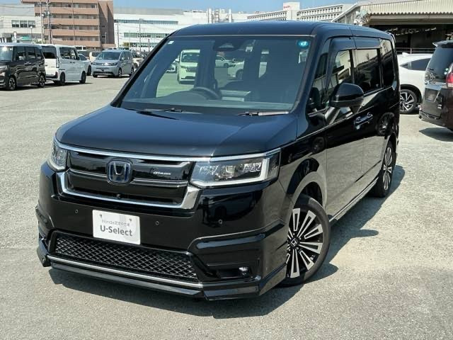 ステップワゴン  2.0 e:HEV スパーダ プレミアムライン